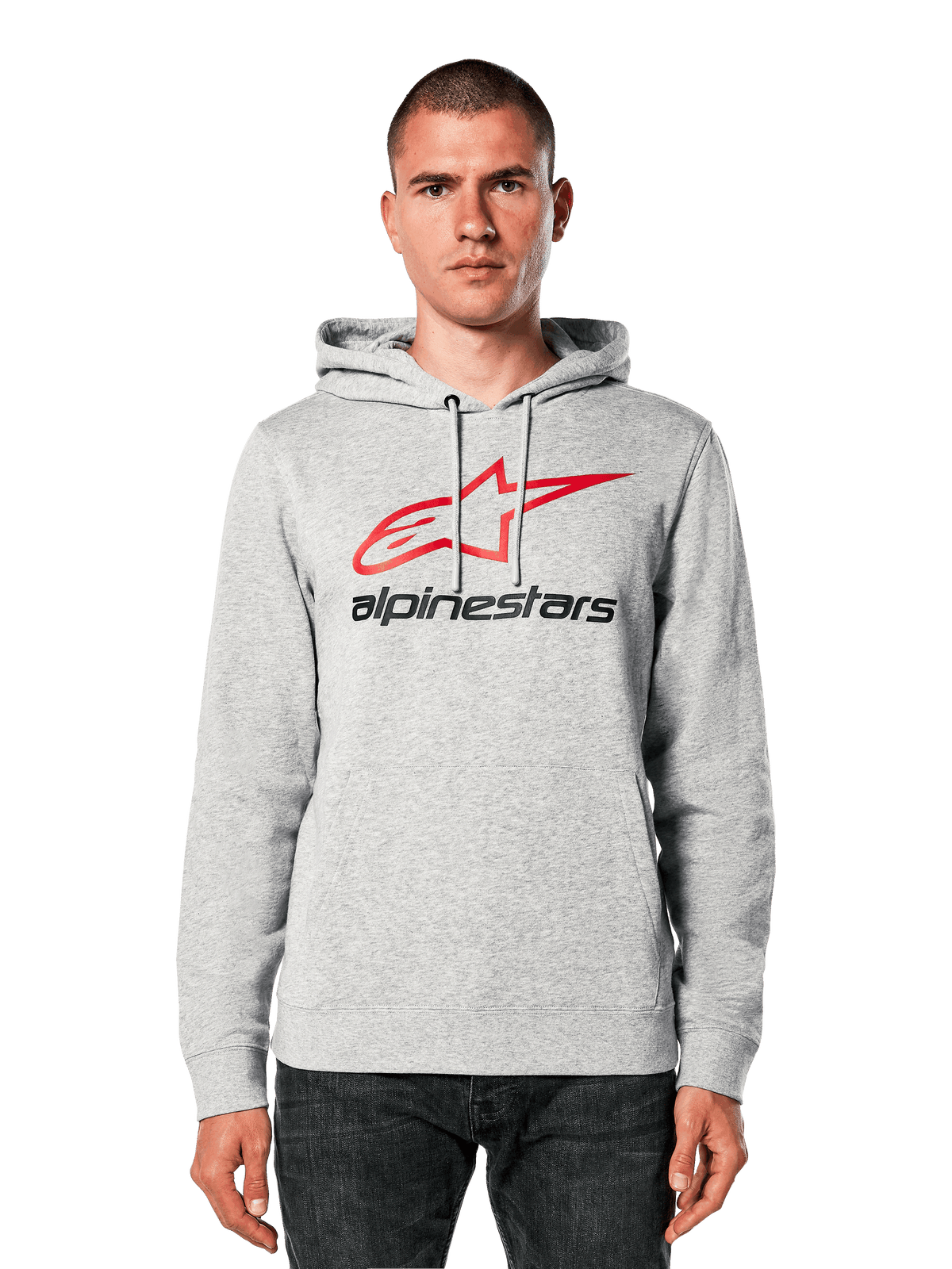 Alpinestars Always V3 Hoodie, Hellgrau meliert mit rotem und schwarzem Stern-Logo, von einem Model getragen, lässige Streetwear, Kapuze mit Kordelzug, Kängurutasche, Motorsport-inspiriertes Design