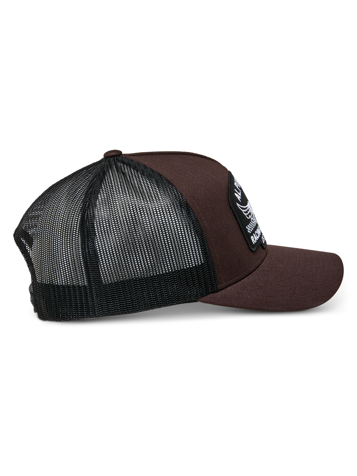 Alpinestars Heritage Patch Trucker Mütze, Braun und Schwarz, mit strukturierter Krone, einem großen bestickten Patch, gebogenem Schirm und schwarzer Mesh-Rückseite, lässiges, vom Motorsport inspiriertes Design