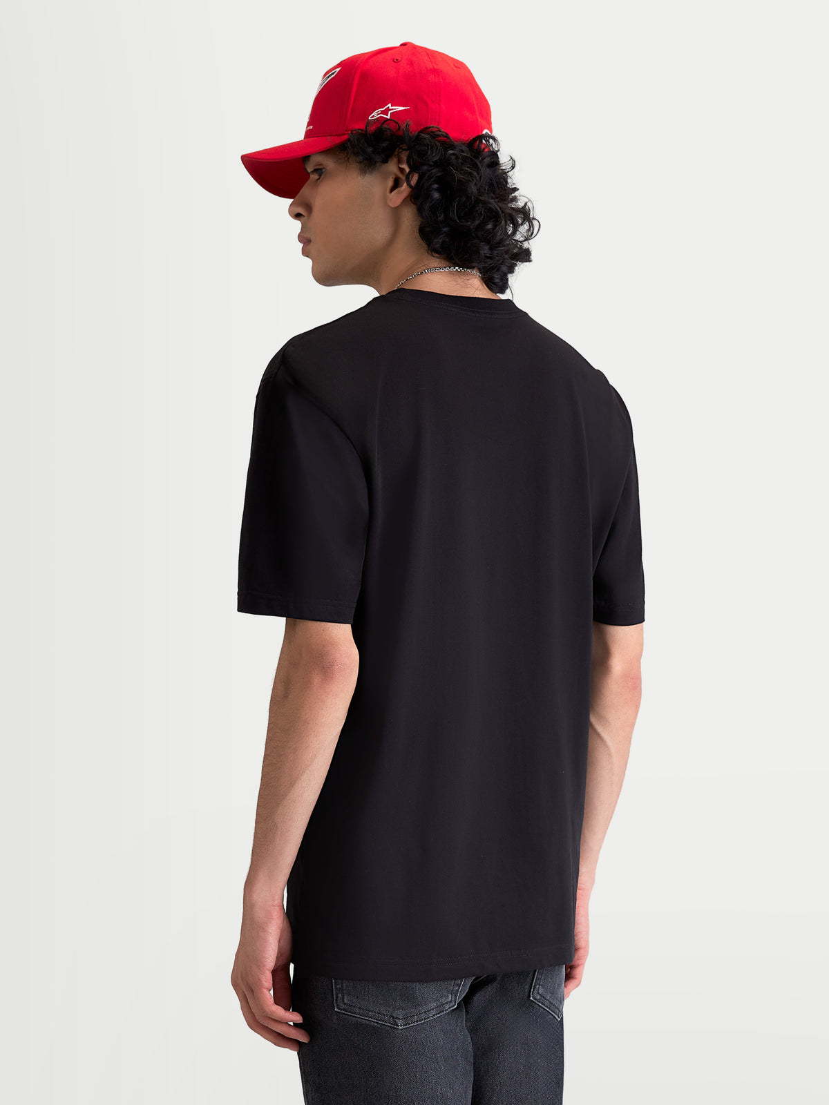Alpinestars Elliptogrit CSF T-Shirt, Kurzarm-Sportswear-T-Shirt, Schwarz, Baumwoll-Polyester-Mischgewebe, Rückansicht am Model.