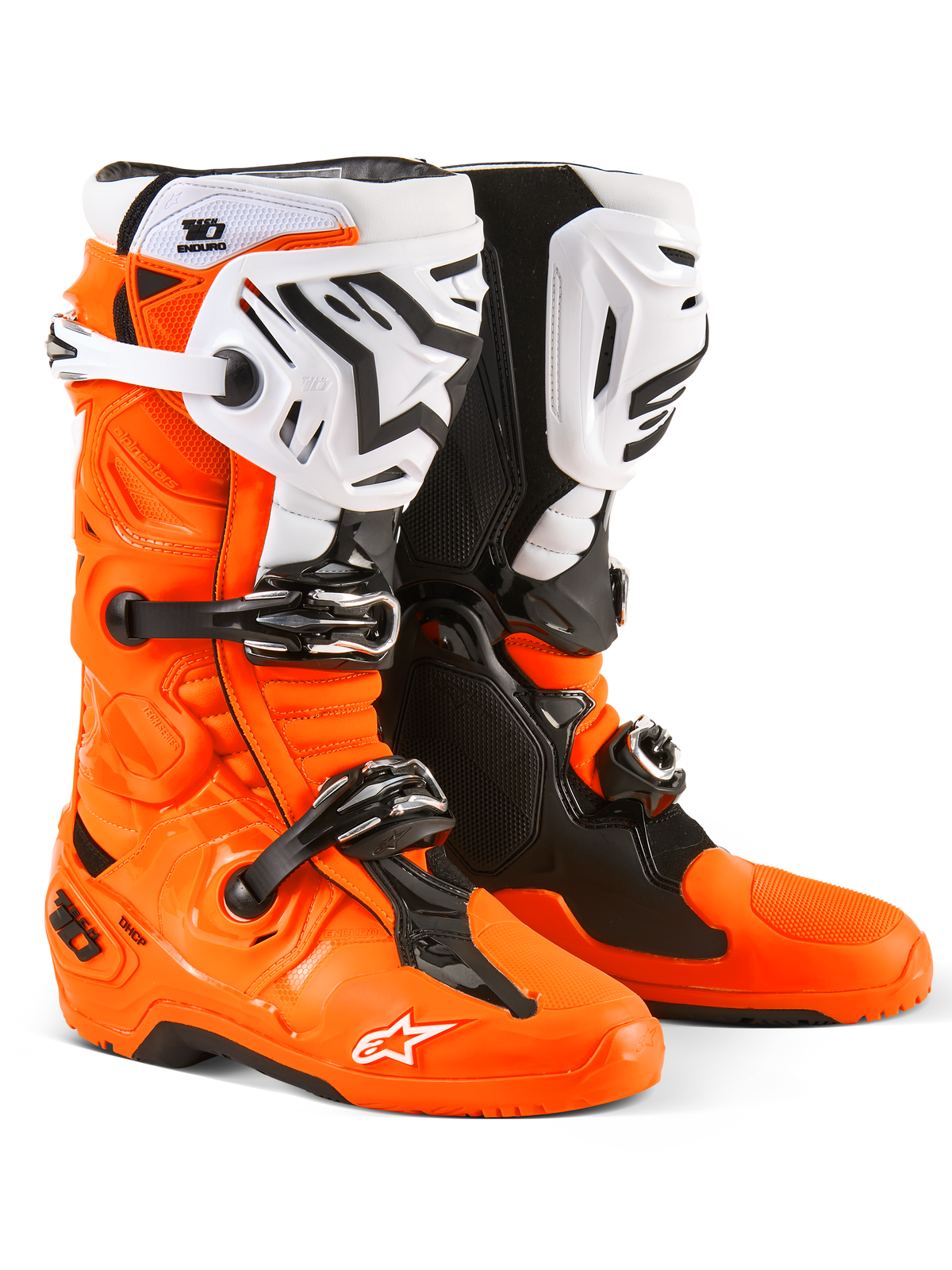 Alpinestars Tech 10 Enduro Stiefel, Motocross- und Enduro-Stiefel, Fluorange, Schwarz und Weiß, mit dreifachem Schnallenverschlusssystem, weißen Schienbeinplatten mit schwarzem Alpinestars-Logo und robusten Doppelverbundsohlen, schützendes Offroad-Schuhwerk