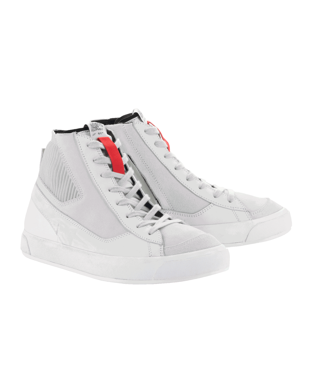 Alpinestars Stated Schuhe, Motorradschuhe im Retro-High-Top-Stil, Weiß und Grau mit roten Akzenten.