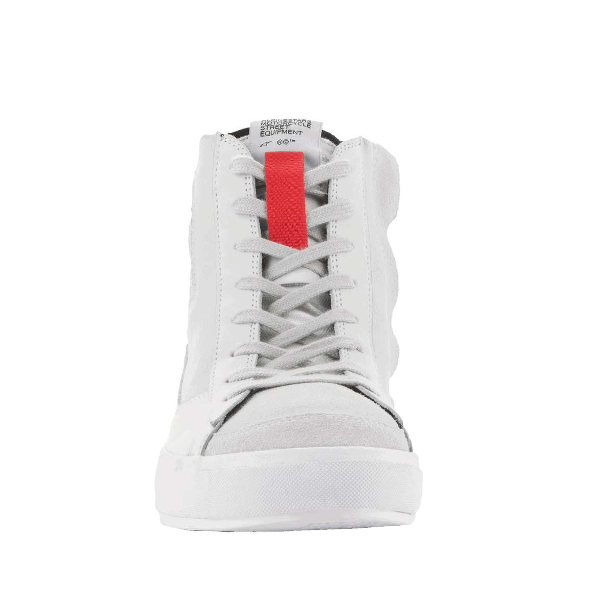Alpinestars Stated Schuhe, Urban-Motorradschuhe, Weiß und Grau, Vorderansicht eines High-Top-Sneakers mit rotem Akzent und weißer vulkanisierter Sohle im Skate-Stil.