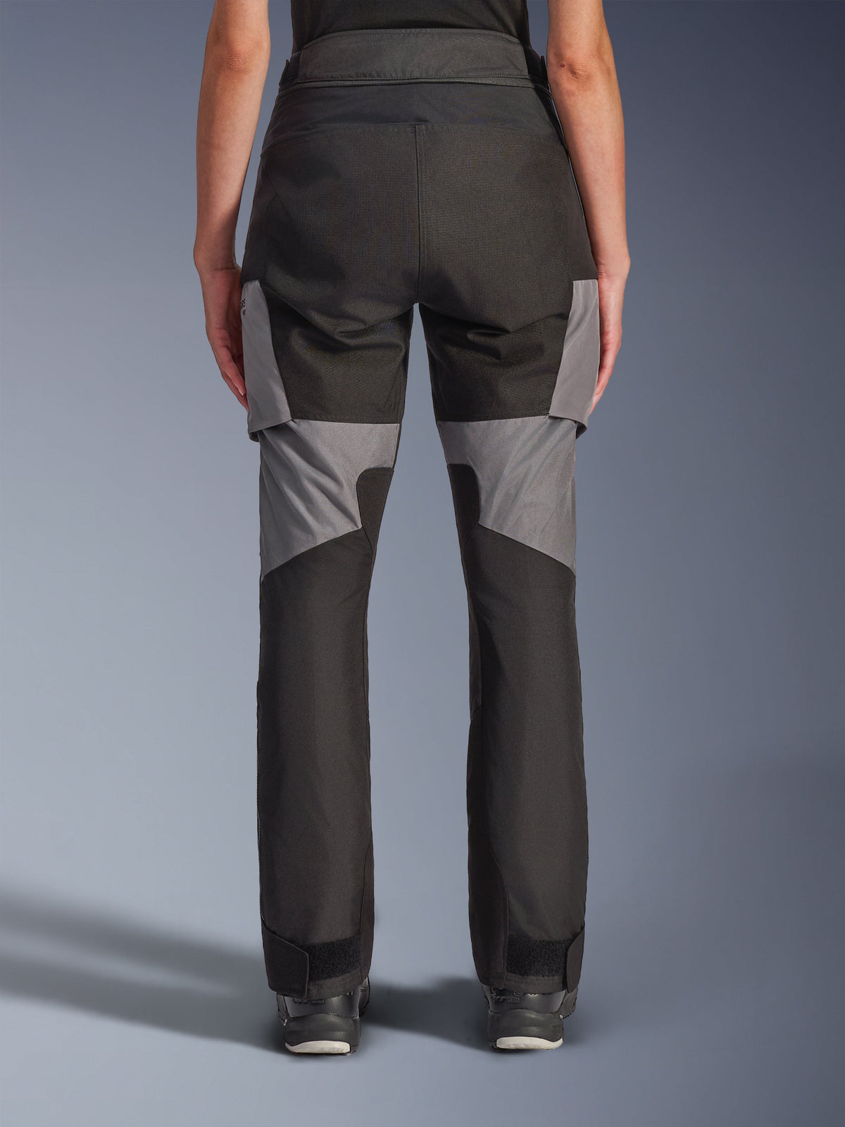Alpinestars Stella Andes V4 Drystar® Pants, Women's Motorcycle Pants, Black and Dark Gray, rear view featuring durable textile construction, gray panels on the thighs and lower legs, designed for adventure and road riding.