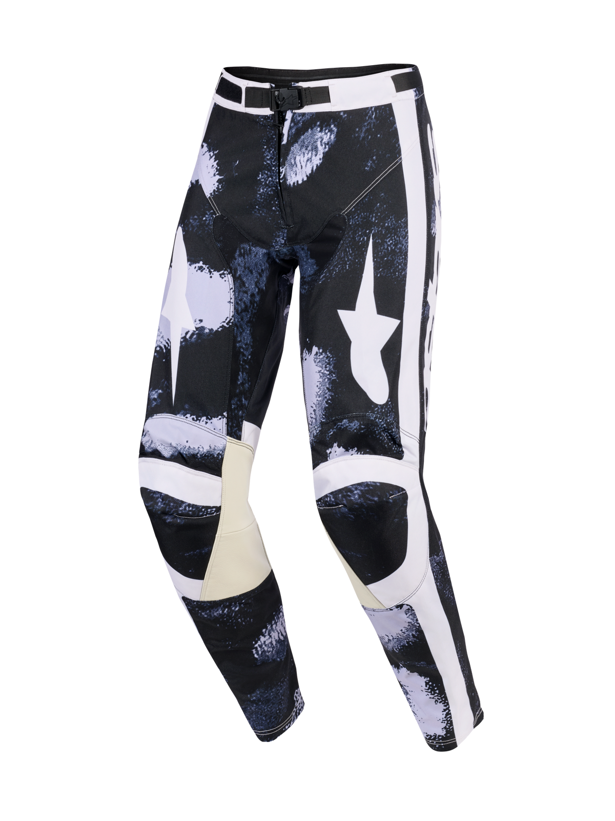 Alpinestars 2026 Racer Lahnd Hose, Motocross-Hose, Iron Camo Grau und Schwarz, mit großen weißen Stern-Logos auf den Oberschenkeln, weißen Seitenstreifen, beigen Leder-Einsätzen an den Knie-Innenseiten und einer vorgeformten Performance-Passform.