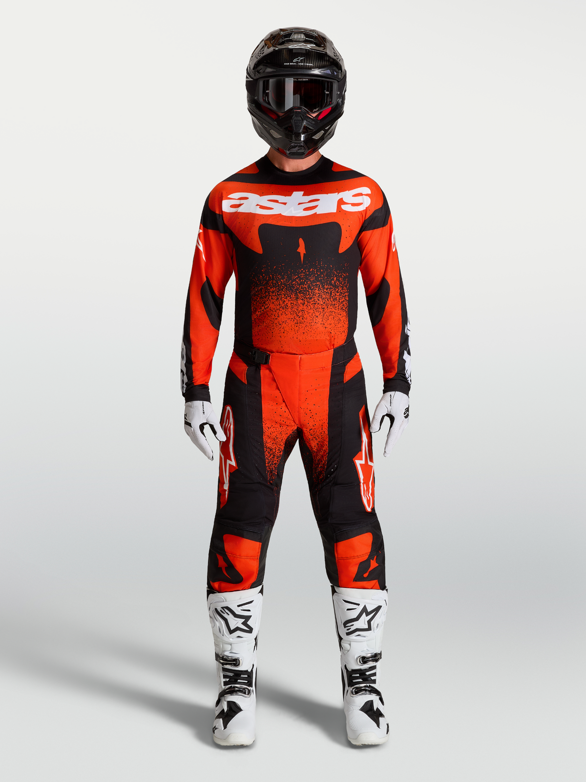 Alpinestars Techstar Swan Hose, Motocross-Hose in Rot und Schwarz, ergonomische Passform und verstärkte Einsätze.