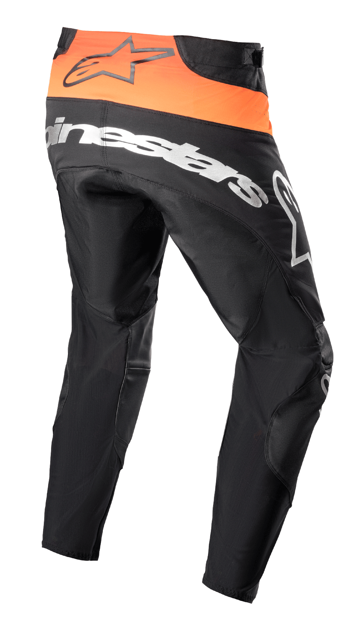 Alpinestars 2023 Techstar Sein Hose, Motocross-Hose, Schwarz und Hot Orange, Rückansicht mit leuchtend orangefarbenem Taillenpanel und schwarzem Logo, großer weißer Alpinestars-Schriftzug über dem Gesäß, verstärkte Textilkonstruktion für Offroad-Rennsport