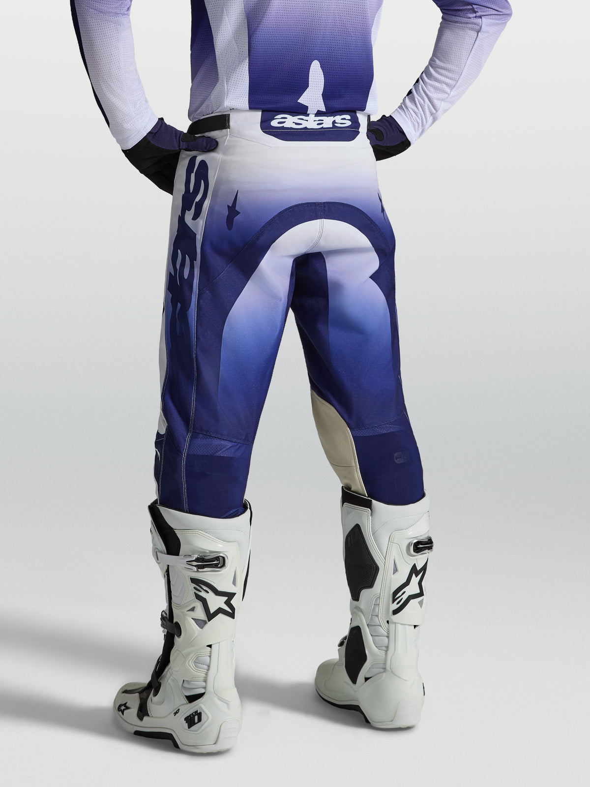 Alpinestars Racer Air Amber Hose, Motocross-Hose für Herren, Blau und Weiß, belüftetes Poly-Gewebe, Rückansicht