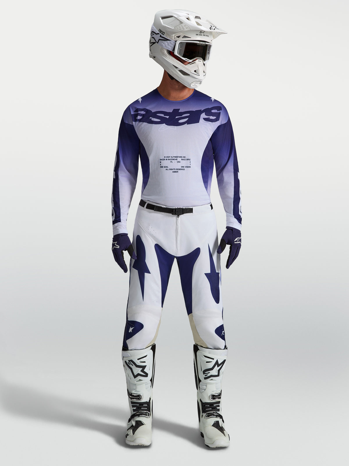 Alpinestars 2027 Racer Air Amber Trikot und Ausrüstungsset, blau-weißes Motocross-Outfit mit atmungsaktivem Mesh-Gewebe.