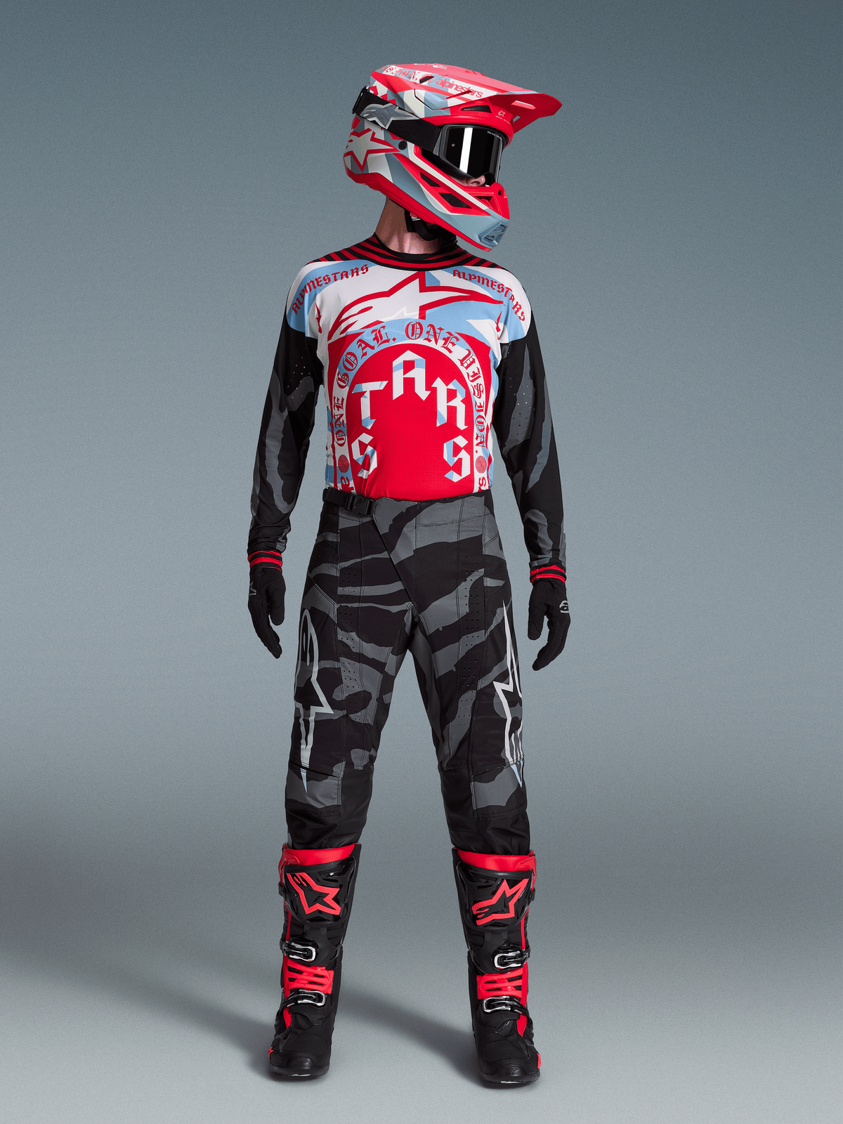 Limited Edition Techstar Beast Coast Set, rot-blaues Trikot und graue Camouflage-Hose, professionelle Motocross-Ausrüstung.