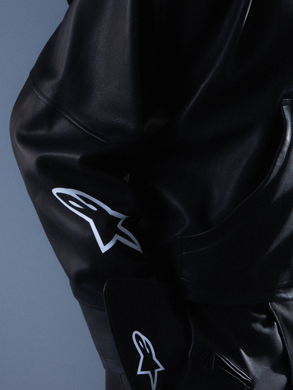 RSRV Axis Leder-Kapuzenpullover