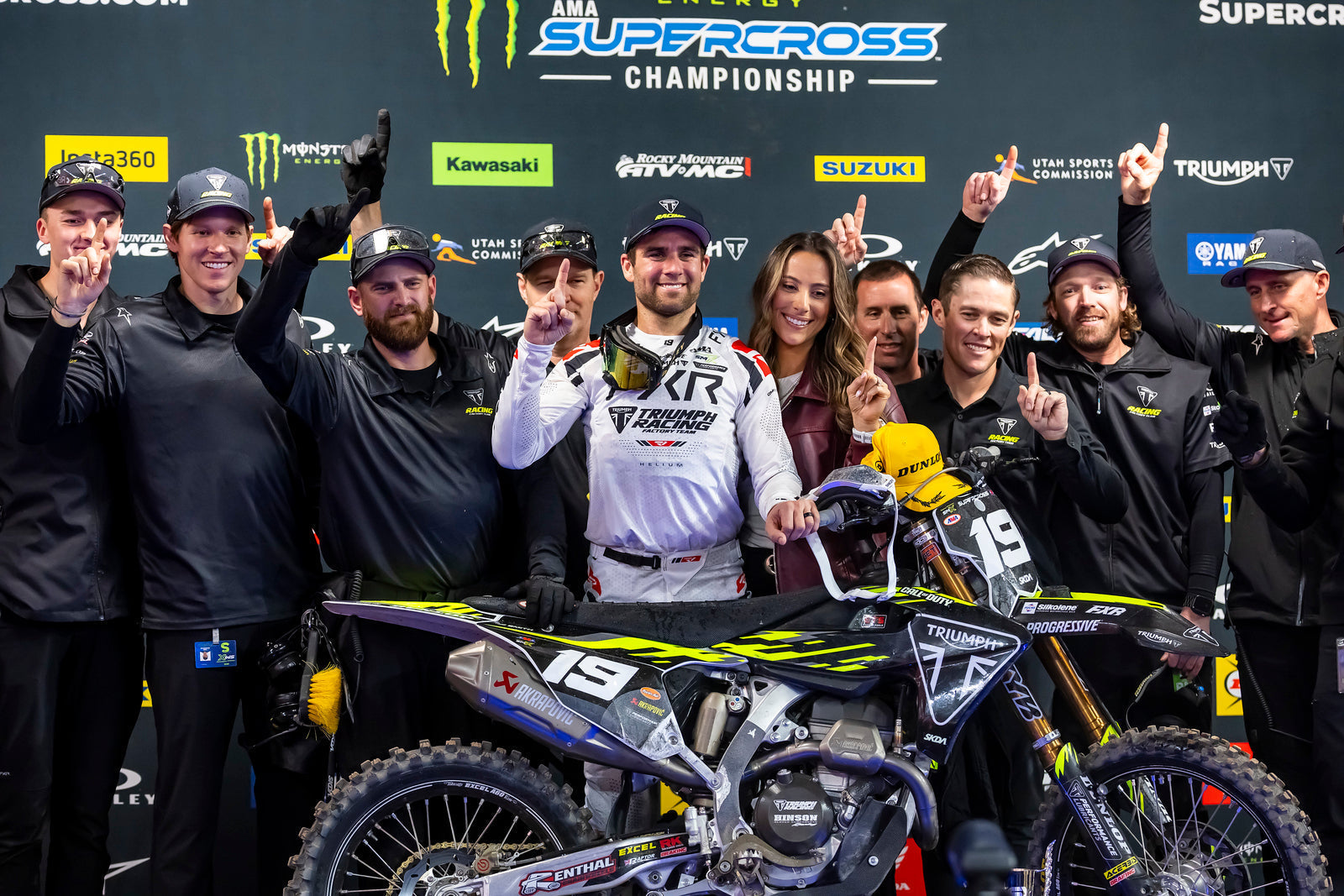 ALPINESTARS TOP-FIVE SWEEP AS JORDON SMITH MAKES HISTORY WITH TRIUMPH'S FIRST-EVER AMA SUPERCROSS WIN