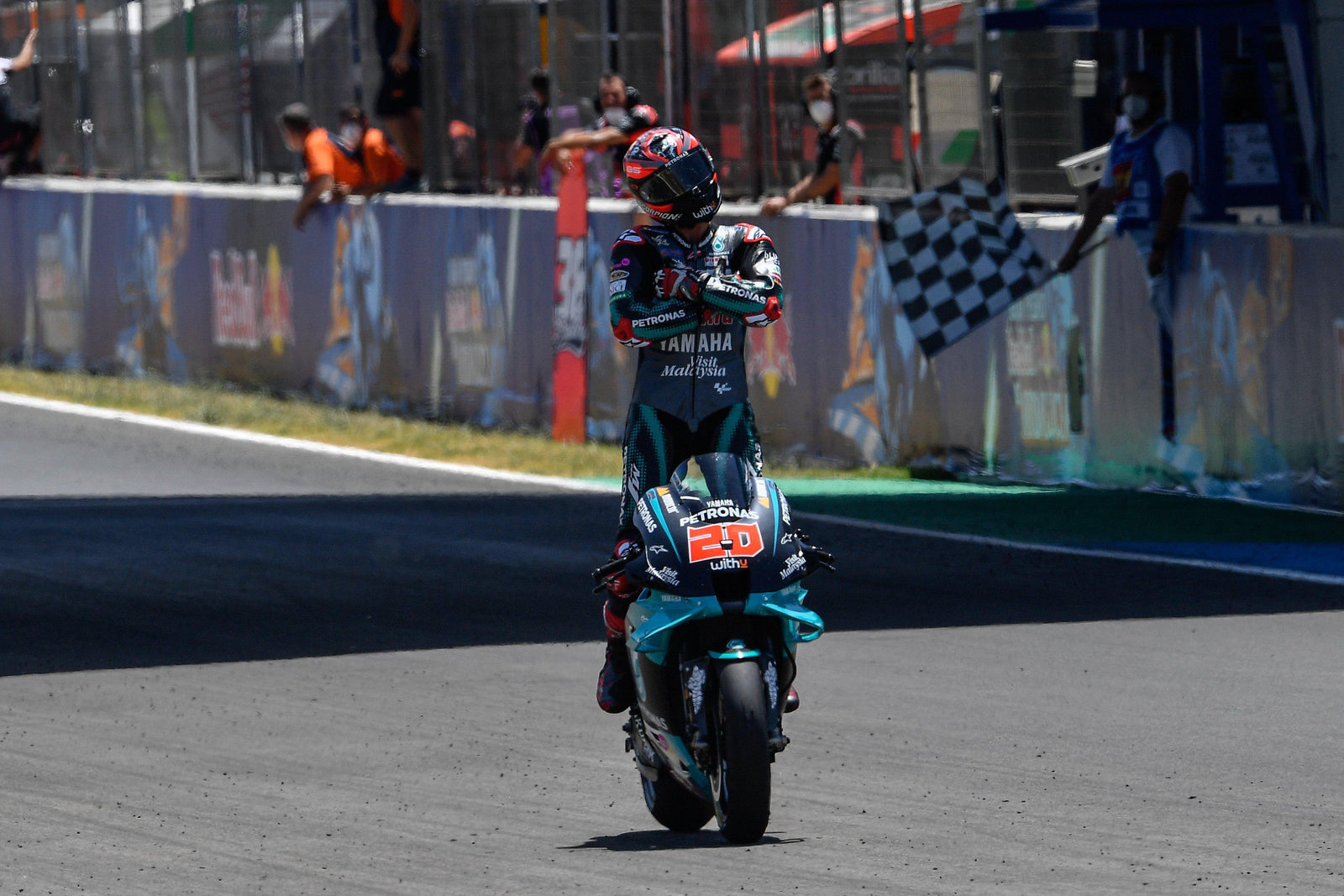 Fabio Quartararo wird in Jerez, Spanien, aufeinanderfolgende MotoGP-Gewinne; Maverick Vinales wird Zweiter