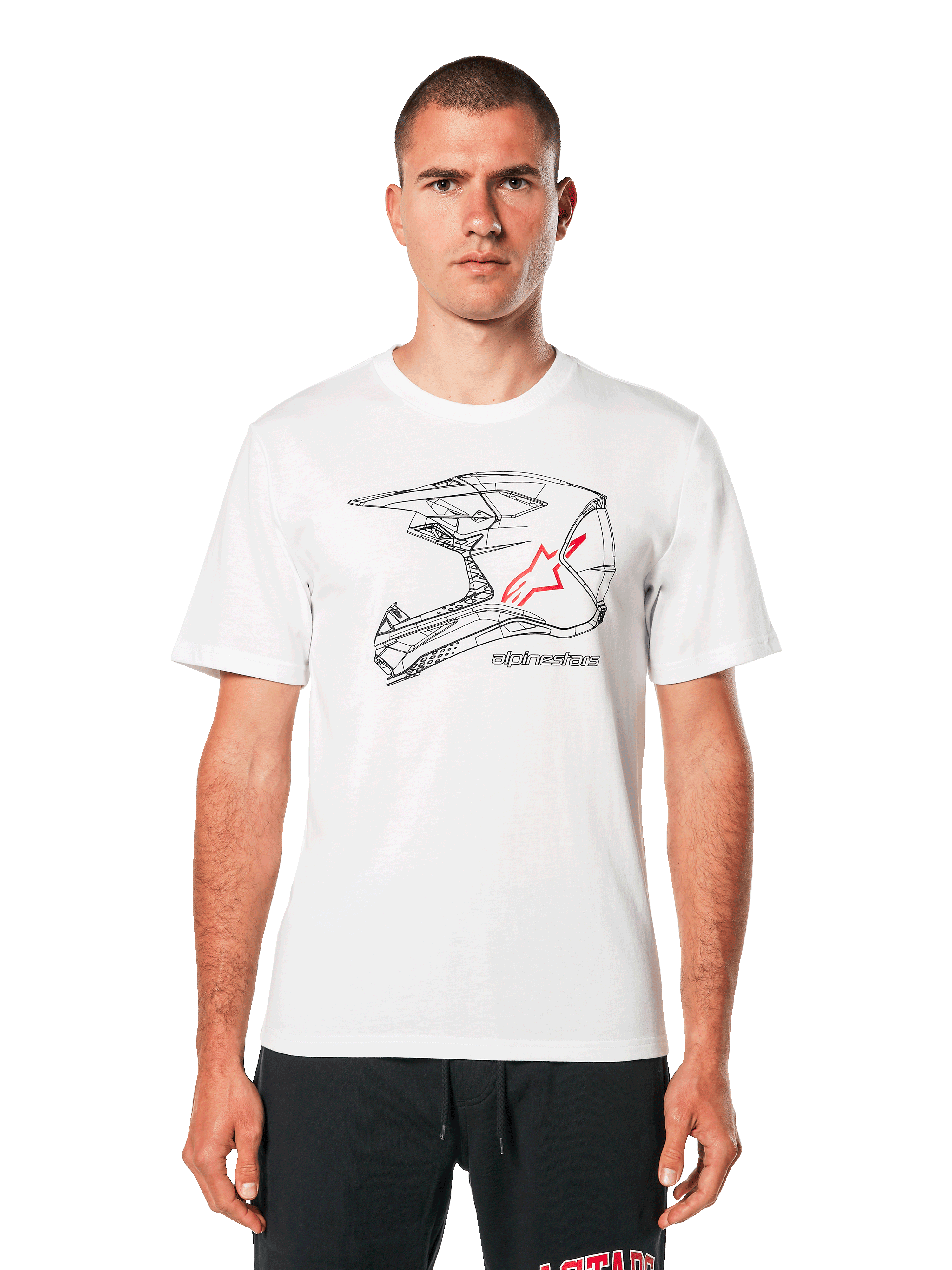 Alpinestars MX Helmet CSF Tee, weißes Kurzarm-T-Shirt, schwarze Wireframe-Grafik eines Motocross-Helms mit rotem Stern-Logo, lässige, vom Motorsport inspirierte Streetwear, getragen von einem Model