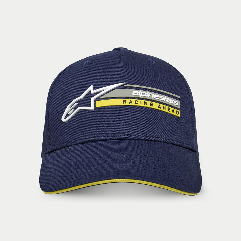 Alpinestars Par Mütze, Marineblau, strukturierte Snapback-Kappe mit gebogenem Schirm, weißes 3D-Astars-Logo und „alpinestars RACING AHEAD“-Grafik in Grau und Gelb, gelber Sandwich-Schirm-Akzent, lässige Motorsport-Streetwear