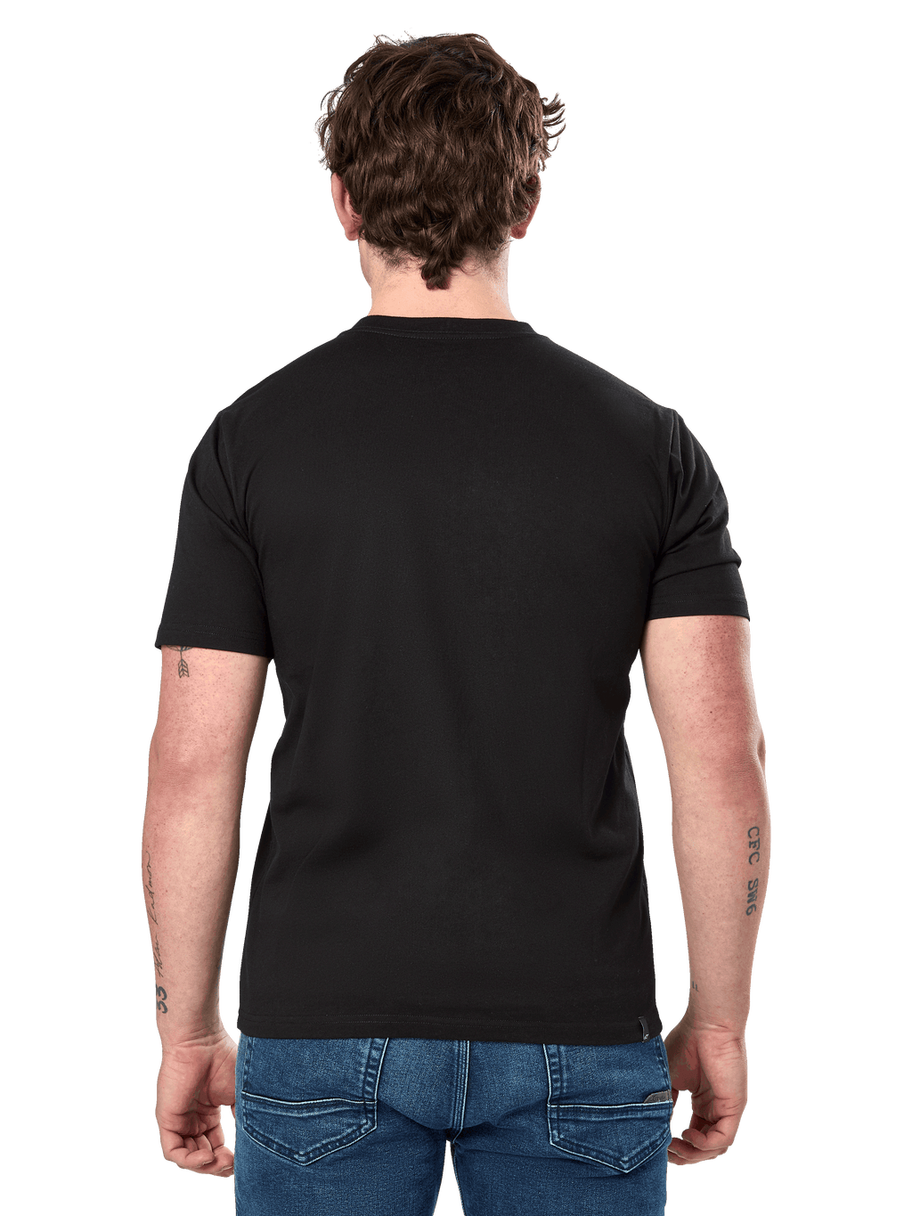 Alpinestars Cereal CSF Tee, Kurzarm-T-Shirt, Schwarz, Rückansicht, getragen mit blauen Jeans, lässige Motorsport-inspirierte Streetwear