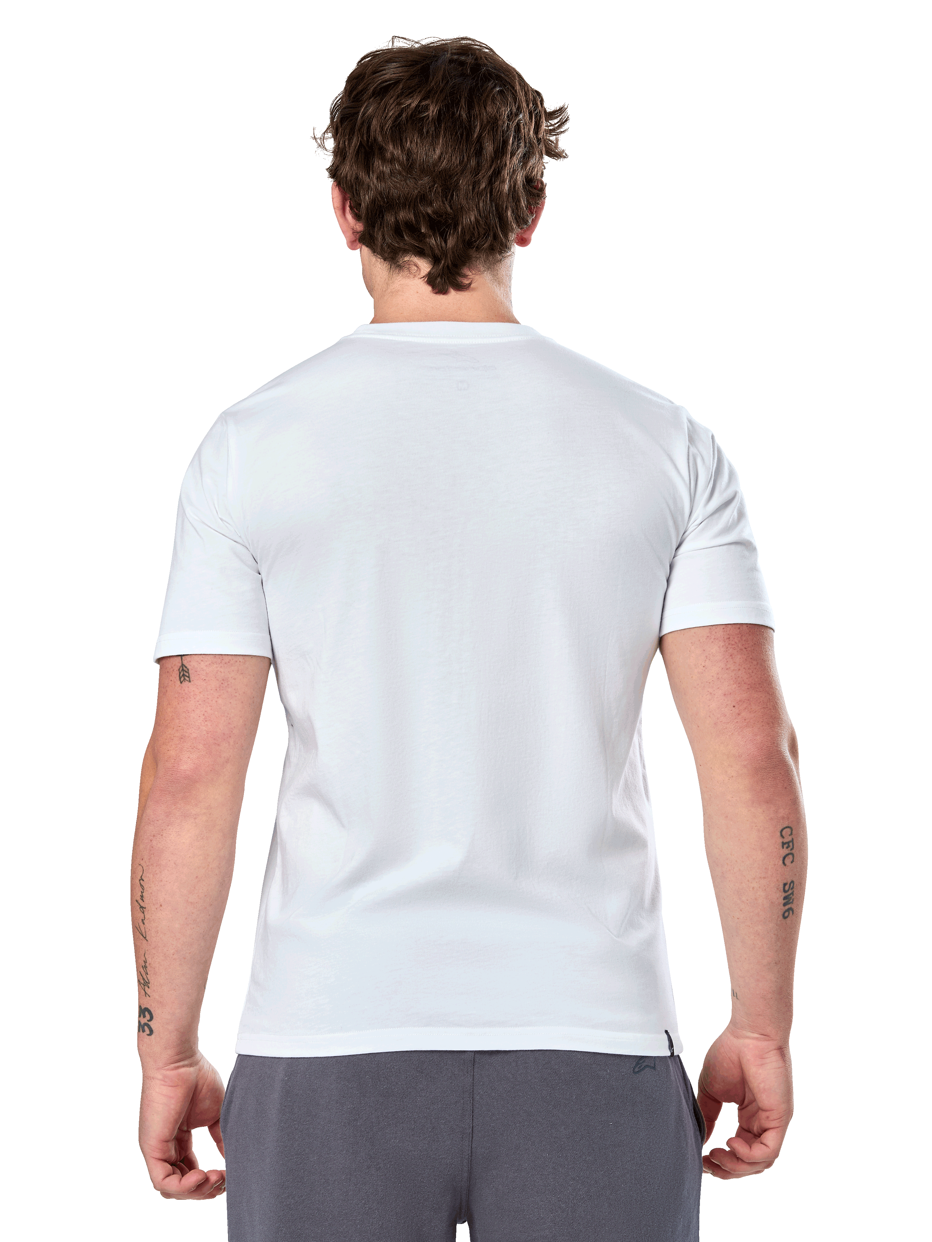 Alpinestars Geografica CSF Tee, Kurzarm-T-Shirt, Weiß, Rückansicht, getragen von einem Modell mit grauer Hose, lässige Motorsport-Streetwear