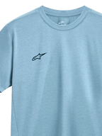 Alpinestars Point Performance Tee, Kurzarm-T-Shirt, Ice Blue, kleines schwarzes Alpinestars-Logo auf der Brust, Rundhalsausschnitt, feuchtigkeitsableitendes Performance-Gewebe