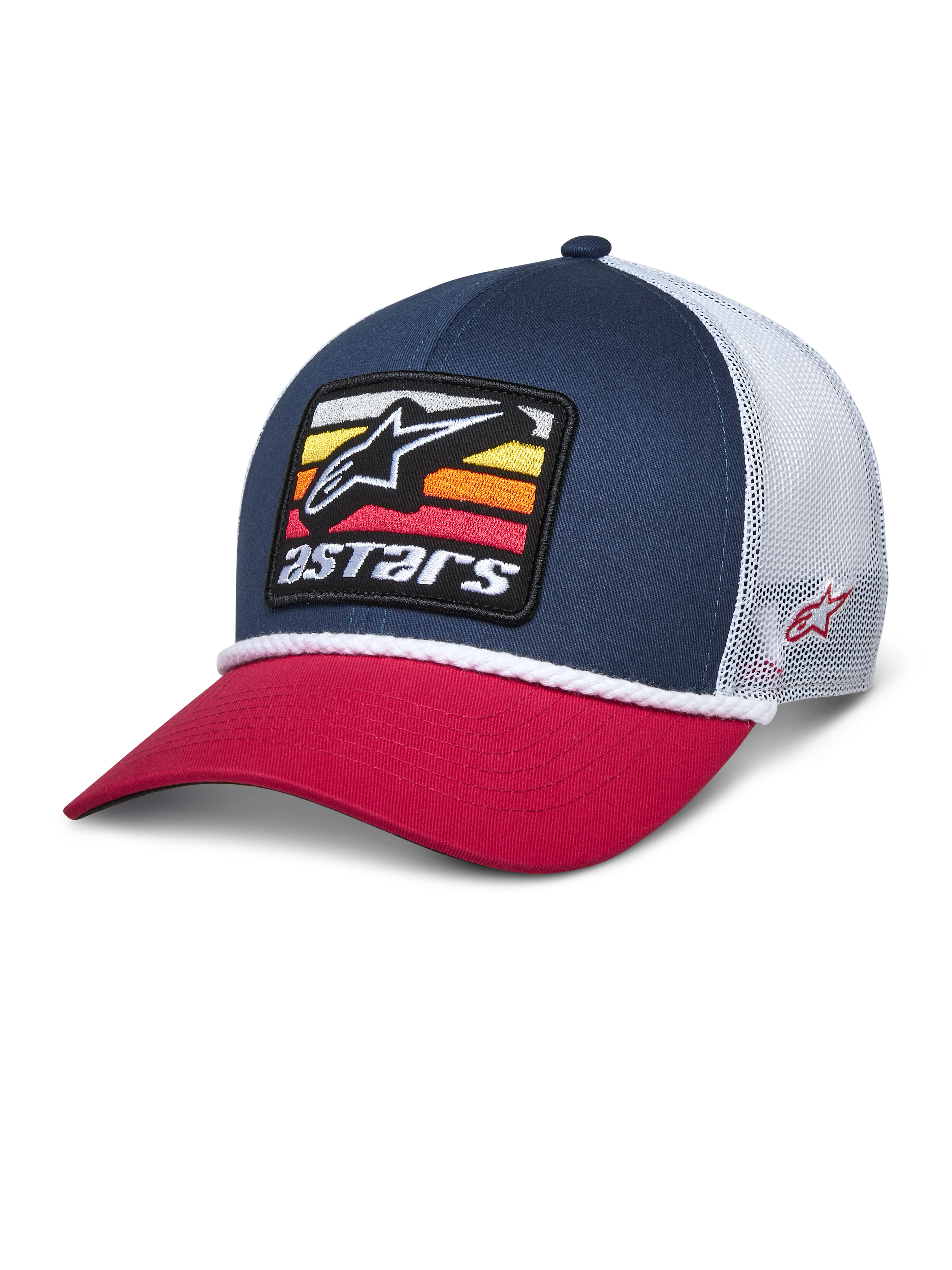 Alpinestars Selica Trucker Hat, navyblaue und rote Snapback-Kappe mit weißem Netzeinsatz, bestickter Patch auf der Vorderseite mit Stern-Logo und farbenfrohen Streifen, weiße geflochtene Kordel, lässige, vom Motorsport inspirierte Streetwear.