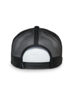 Alpinestars That Way Trucker-Mütze, Rückansicht, Schwarz, Mesh-Einsätze hinten mit verstellbarem Snapback-Verschluss, kleines gewebtes Logo-Etikett, lässige vom Motorsport inspirierte Kopfbedeckung