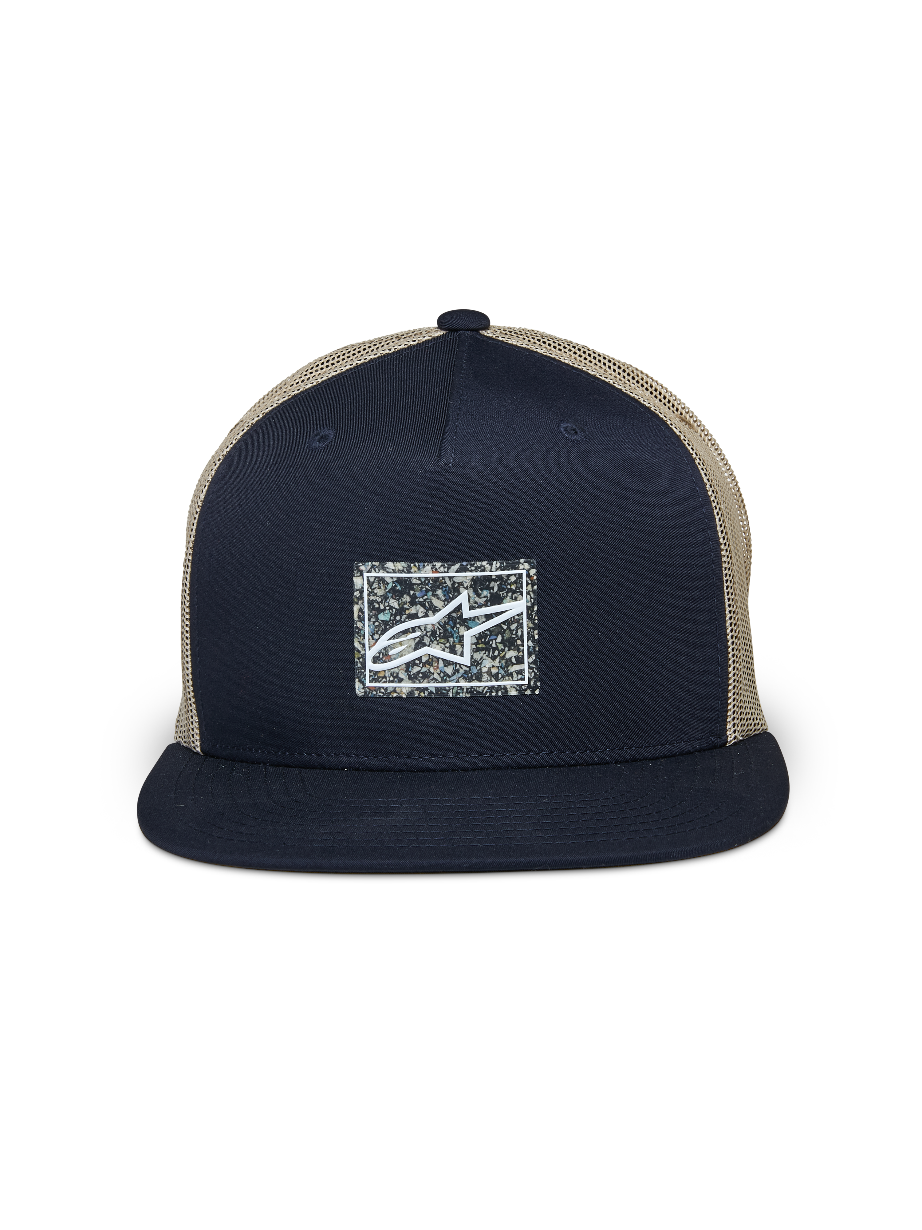 Alpinestars Mackinic Trucker Hat, Navyblau und Khaki, Trucker-Cap mit flachem Schirm, strukturiertes navyblaues Frontpanel mit gesprenkeltem rechteckigem Logo-Patch aus recyceltem Material, khakifarbene Mesh-Rückseite, lässige, vom Motorsport inspirierte Kopfbedeckung