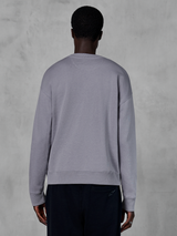 Alpinestars Essentials Ageless Crew, Rundhals-Sweatshirt, Silber, Rückansicht, hochwertiges Kompakt-Fleece, entspannte Passform mit geripptem Saum und Bündchen, lässige Motorsport-Streetwear