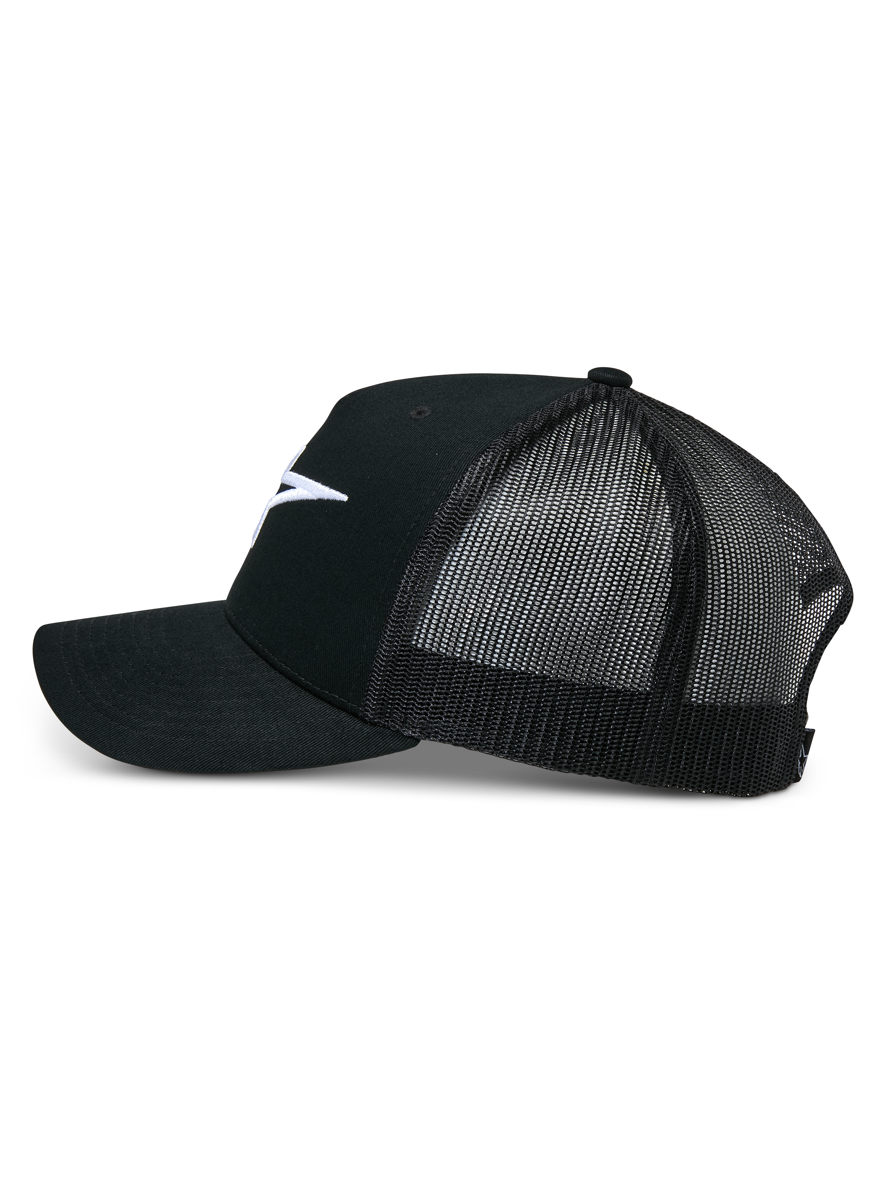 Alpinestars Ageless Trucker-Mütze, Schwarz, Seitenansicht, strukturierte Vorderseite aus Baumwolltwill mit weiß aufgesticktem Astars-Logo, atmungsaktive Rückseite aus schwarzem Mesh, gebogener Schirm, lässige Motorsport-Kopfbedeckung