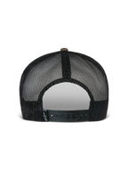 Alpinestars Flag Flat Trucker Mütze, Grün-Camo und Schwarz, Rückansicht mit atmungsaktiven schwarzen Mesh-Einsätzen und verstellbarem Snapback-Verschluss mit kleinem Logo-Etikett, lässige vom Motorsport inspirierte Kopfbedeckung