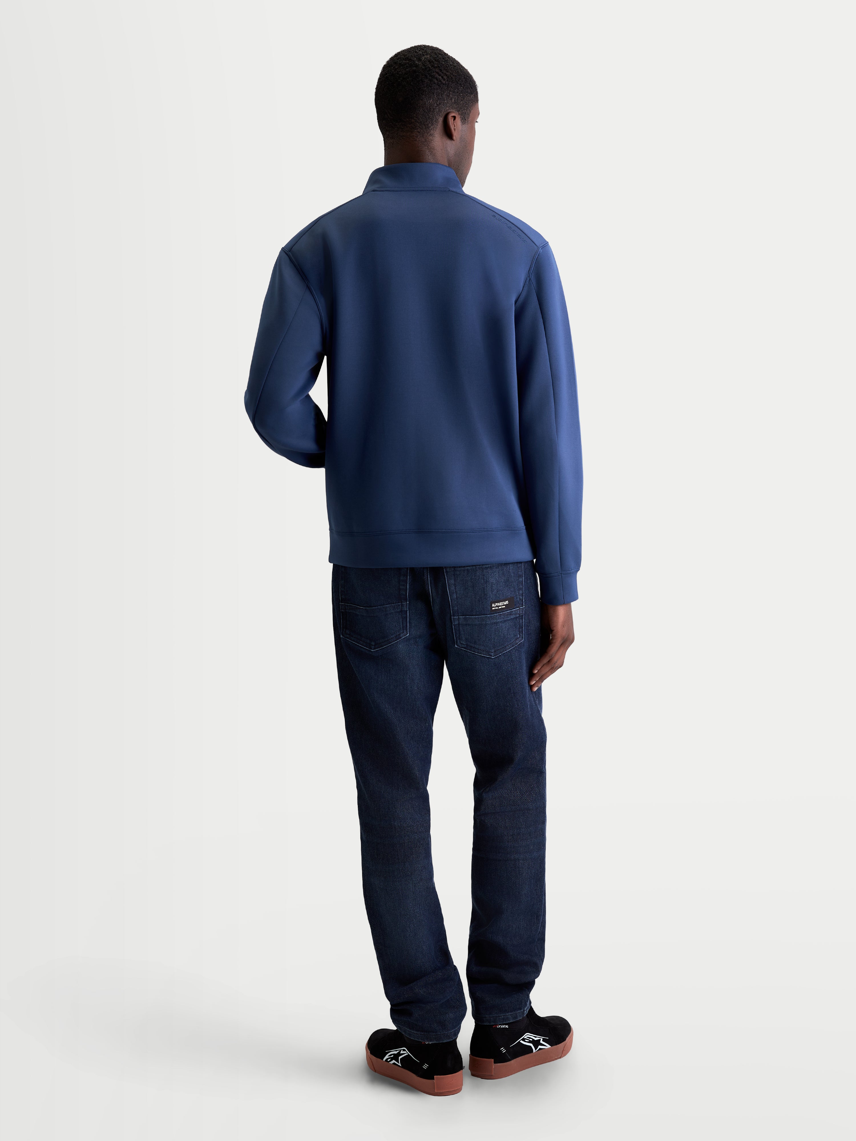 Alpinestars Apera Half-Zip-Sweatshirt, motorsport-inspiriertes Sportswear-Oberteil für Herren, Blau, Rückansicht, gefertigt aus Tri-Blend-Doppelgewebe-Fleece für täglichen Komfort, cleanes Design.