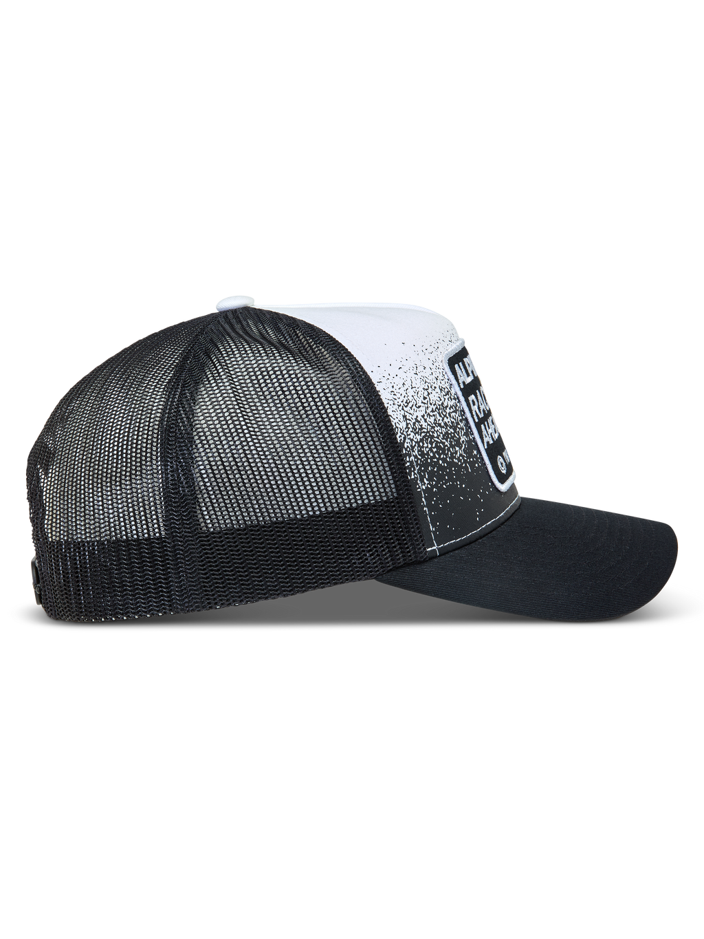 Alpinestars Gravel Trucker-Mütze, schwarz-weiße Sportswear-Kappe mit Mesh-Rückseite, gebogenem Schirm und Gravel-Print.
