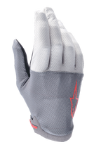 Alpinestars A-Aria Handschuhe, MTB-Fahrradhandschuhe, Dunkelgrau und Hellgrau mit roten Akzenten, rotes Stern-Logo, belüftetes Stretch-Gewebe, leichte flexible Konstruktion