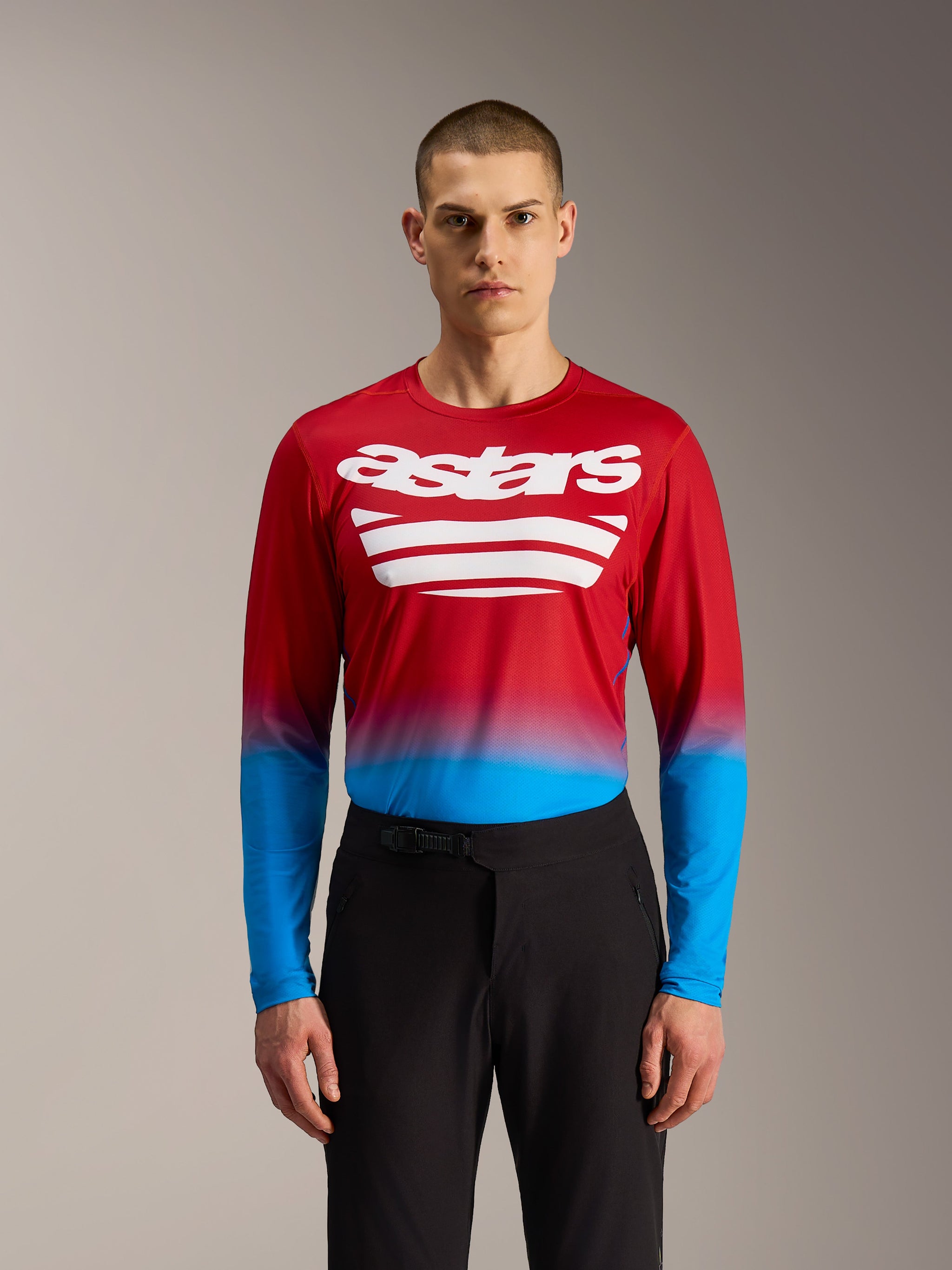 Alpinestars A-Dura Ride Pants in black, durable MTB pants featuring a front ratchet closure and zippered side pockets.