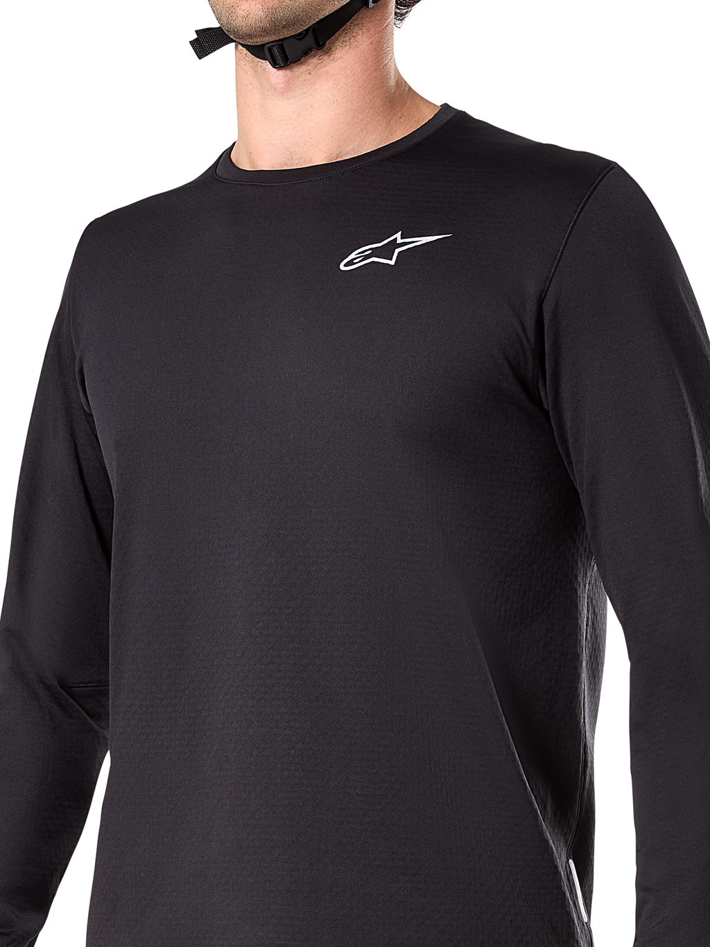 Alpinestars A-Dura Thermal Jersey, Langarm-Radsport-Trikot, Schwarz mit weißem Wortmarken-Logo auf der Brust, isoliertes, fleecegefüttertes Material, verlängertes Rückenteil, konzipiert für Mountainbiking bei kaltem Wetter