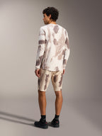 A-Dura Ride Langarmtrikot in Sand Camo, Rückansicht des MTB-Performance-Oberteils mit lässigem Tarnmuster.
