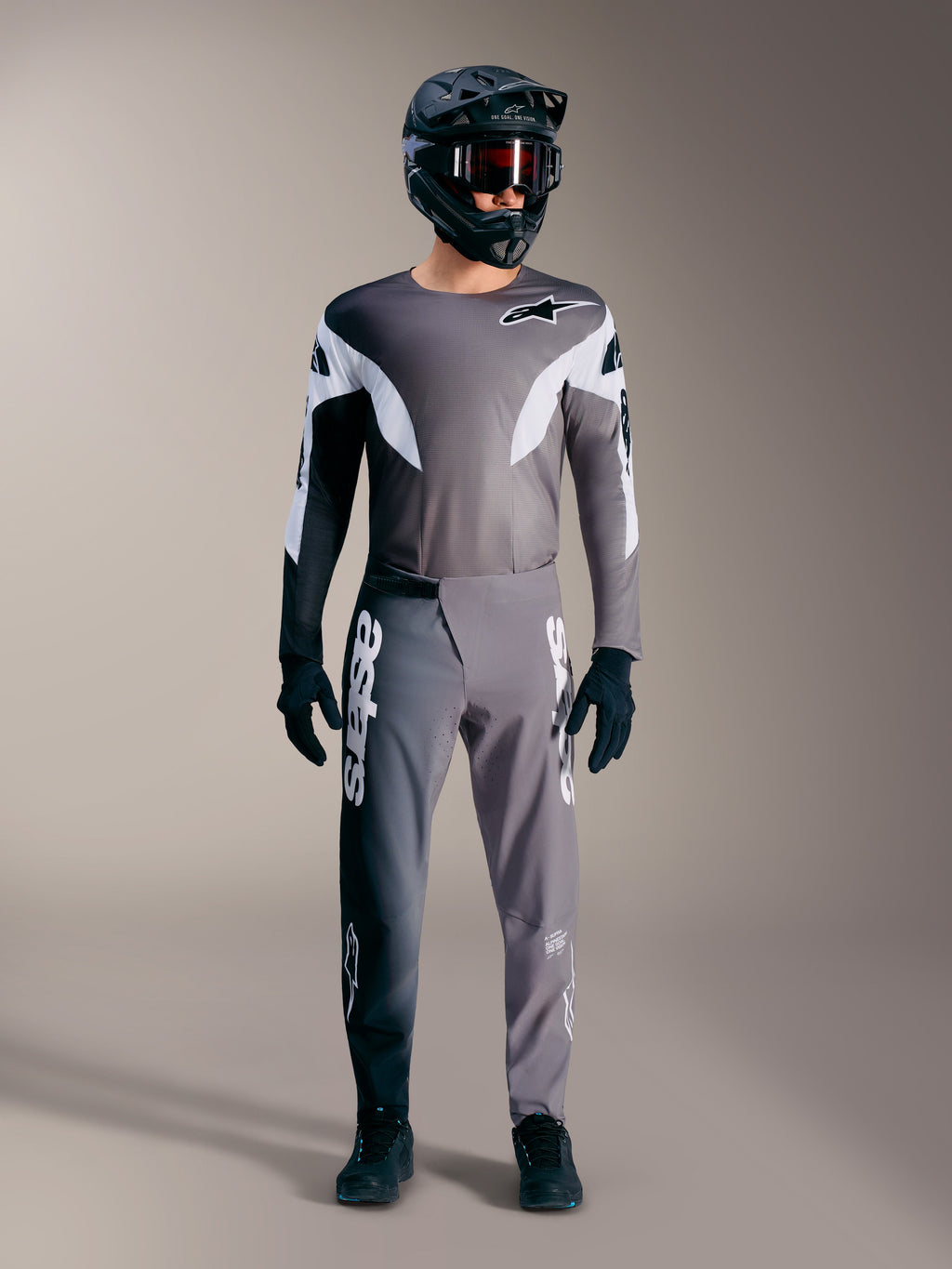 Alpinestars A-Supra Elite Trikot in Faded Gray, leichtes MTB-Jersey mit markanten weißen Grafiken für MTB-Enthusiasten.