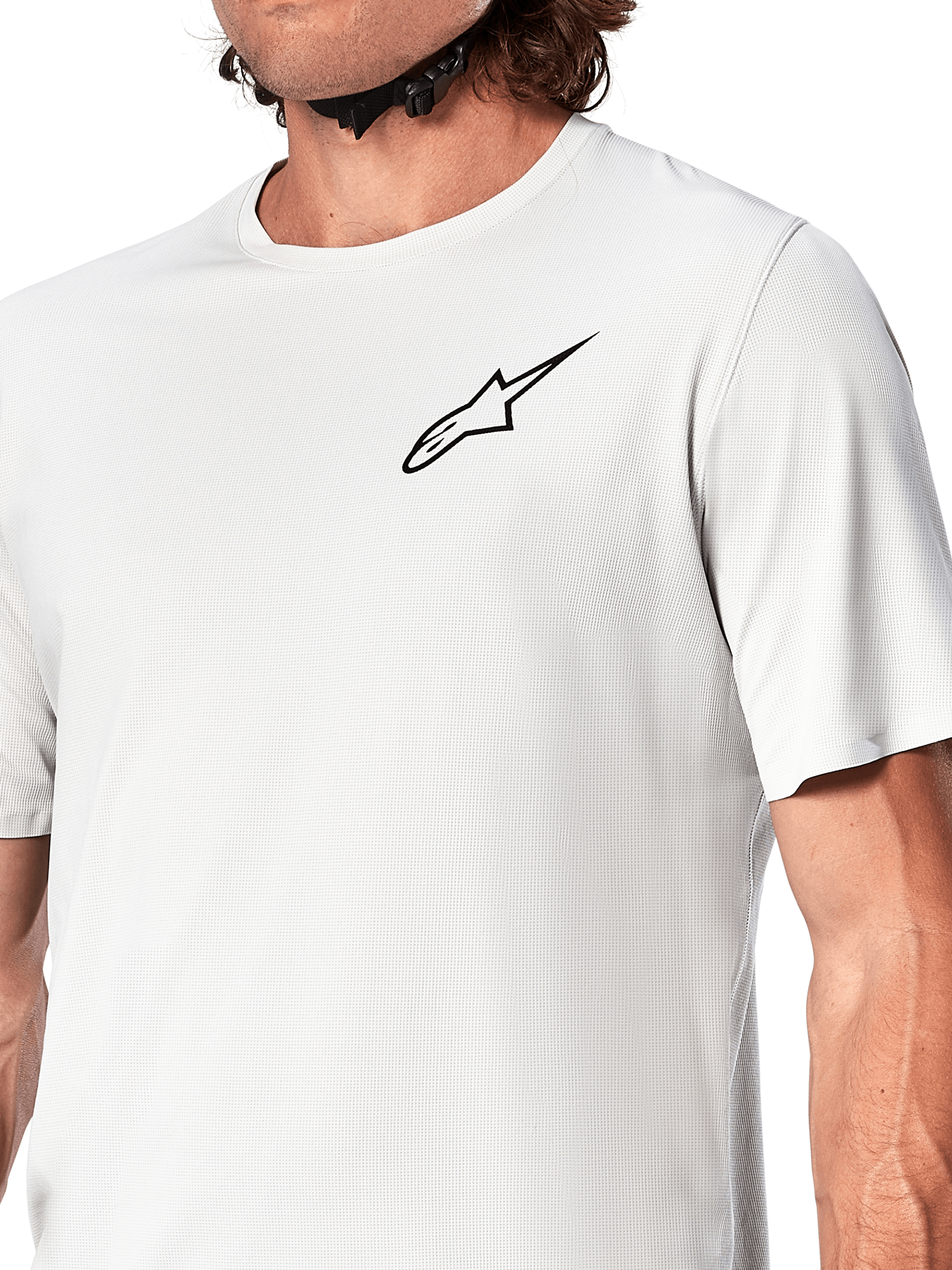Alpinestars A-Aria Astar Trikot, Kurzarm-Radsporttrikot, White Dove, Nahaufnahme mit schwarzem Astar-Logo auf der Brust, atmungsaktives strukturiertes Polyestermaterial, leichte Performance-Passform fürs Mountainbiken