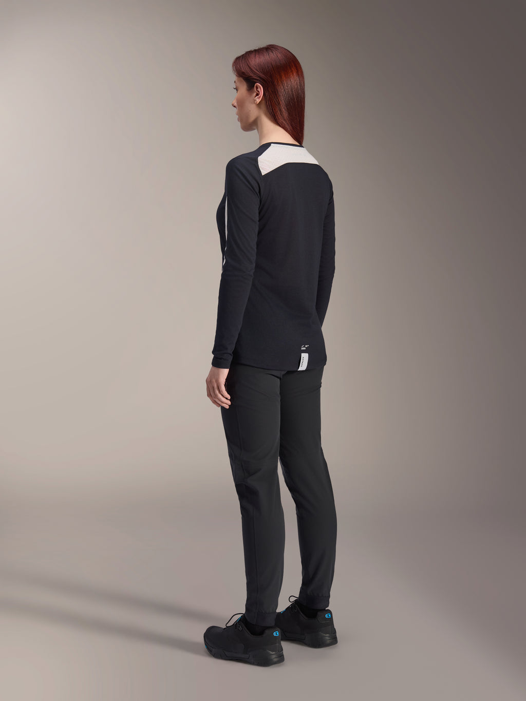 Alpinestars Women Stella A-Dura Dri Astar Long Sleeve Jersey, Black, back view showing white mesh panel on the upper back and shoulders, performance mountain bike cycling gear
