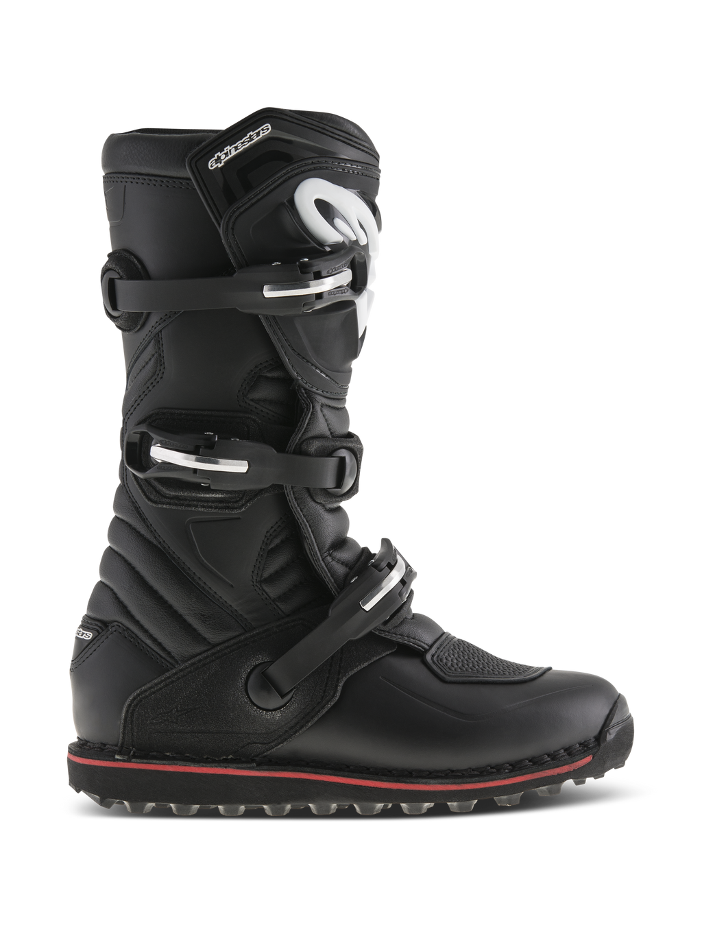 Alpinestars Tech-T Stiefel, Trial- und Offroad-Motorradstiefel, Schwarz mit rotem Akzent, Seitenprofilansicht mit drei verstellbaren Schnallen, weißes Logo auf ergonomischer Schienbeinplatte, strukturierte Ledereinsätze und robuste, griffige Sohle für Kontrolle auf dem Bike