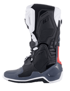 Alpinestars Tech 10 Supervented Stiefel, Motocross-Stiefel, Schwarz, Weiß, Mittelgrau und Rot, Seitenprofil, mit belüfteten TPU-Panelen, perforierter Mikrofaser-Konstruktion und Hochleistungssohle für Offroad-Einsätze