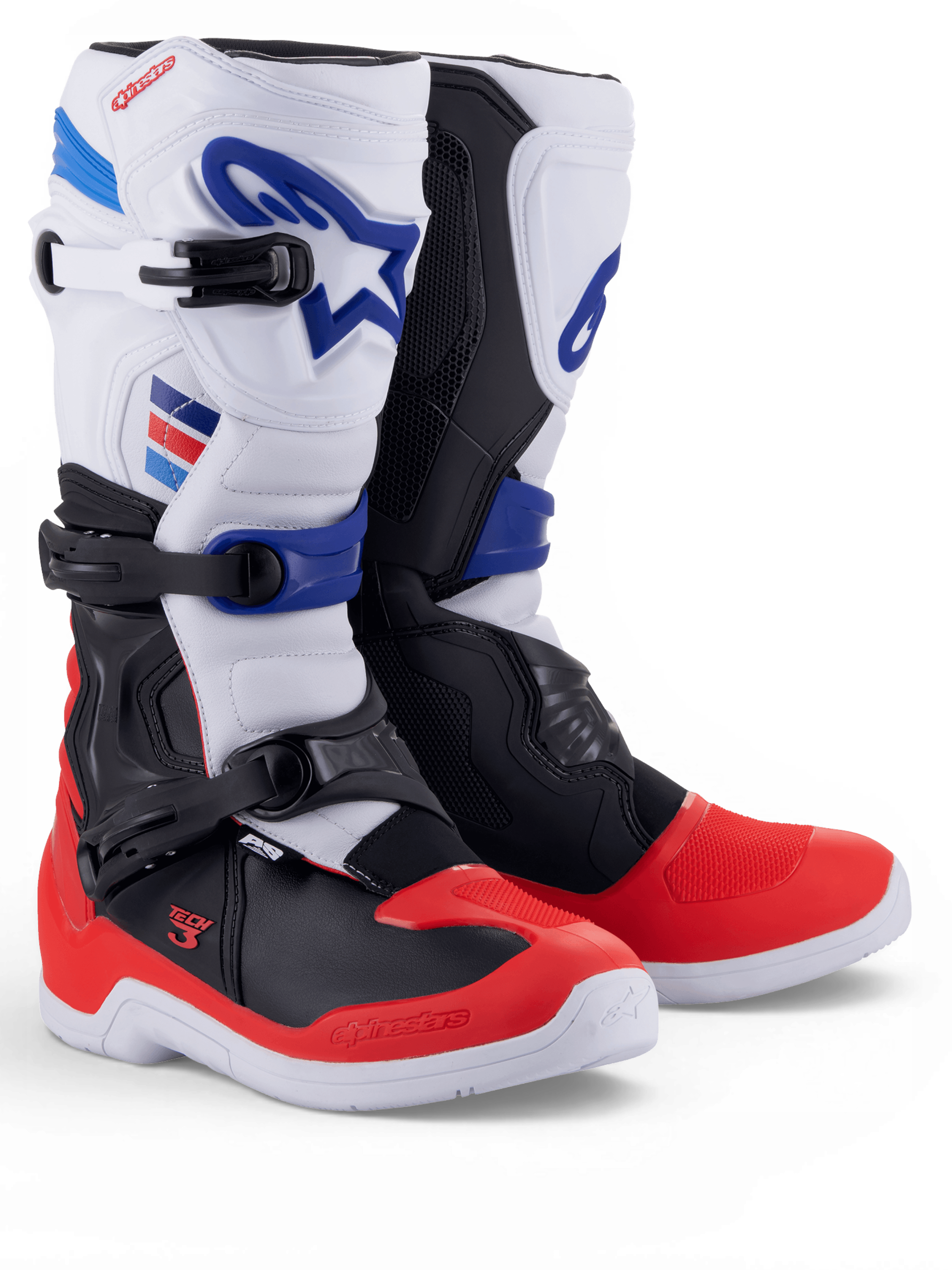 Alpinestars Tech 3 Stiefel, weiße und leuchtend rote Motocross-Stiefel mit dunkelblauen Akzenten und Dreifach-Schnallenverschlüssen, als Paar dargestellt
