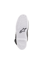 Alpinestars Stella Tech 3 Damenstiefel, Sohlenansicht, weiße Gummimischung mit schwarzem Astar-Logo, strukturierte Gripmuster und geprägtes Branding, langlebige und austauschbare Motocross-Stiefelsohle