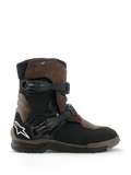 Alpinestars Belize V2 Drystar Stiefel, Motorrad Adventure-Touring-Stiefel, Braun und Schwarz, wasserdichte Wildleder- und Lederkonstruktion, zwei verstellbare Schnellverschlussschnallen, strukturierte vulkanisierte Offroad-Gummisohle, mit weißem Stern-Logo an der Ferse