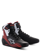 Alpinestars Faster-4 Schuhe, Motorradschuhe, Schwarz, Weiß und Dunkelrot, mit Schnürverschluss und Knöchelriemen, weißem Alpinestars-Logo an der Seite, sportliches Design mit verstärktem Schutz für den Straßeneinsatz