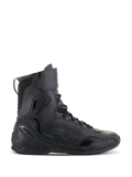 Alpinestars Superfaster Schuhe, Motorradschuhe, Schwarz, Seitenansicht von hohen technischen Schuhen mit integriertem Schutz, Schnellschnürsystem und Klettverschluss am Knöchel