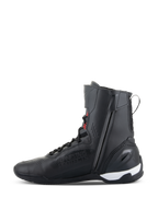 Alpinestars Superfaster Schuhe, knöchelhohe Motorradschuhe, Schwarz mit leuchtend roten und weißen Akzenten, mit seitlichem Reißverschluss, Schnellschnürsystem und verstärkter TPU-Fersenkappe, sportliches Design für Straßen- und Sportfahrten