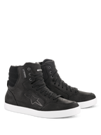 Alpinestars J-6 Waterproof Schuh, Motorradschuhe, Schwarz und Weiß, High-Top-Sneaker-Design, hochwertiges Leder mit Schnürverschluss, weiße Gummisohle, mit Astar-Logo und Waterproof-Label, urbaner Freizeitstil für das Fahren auf der Straße