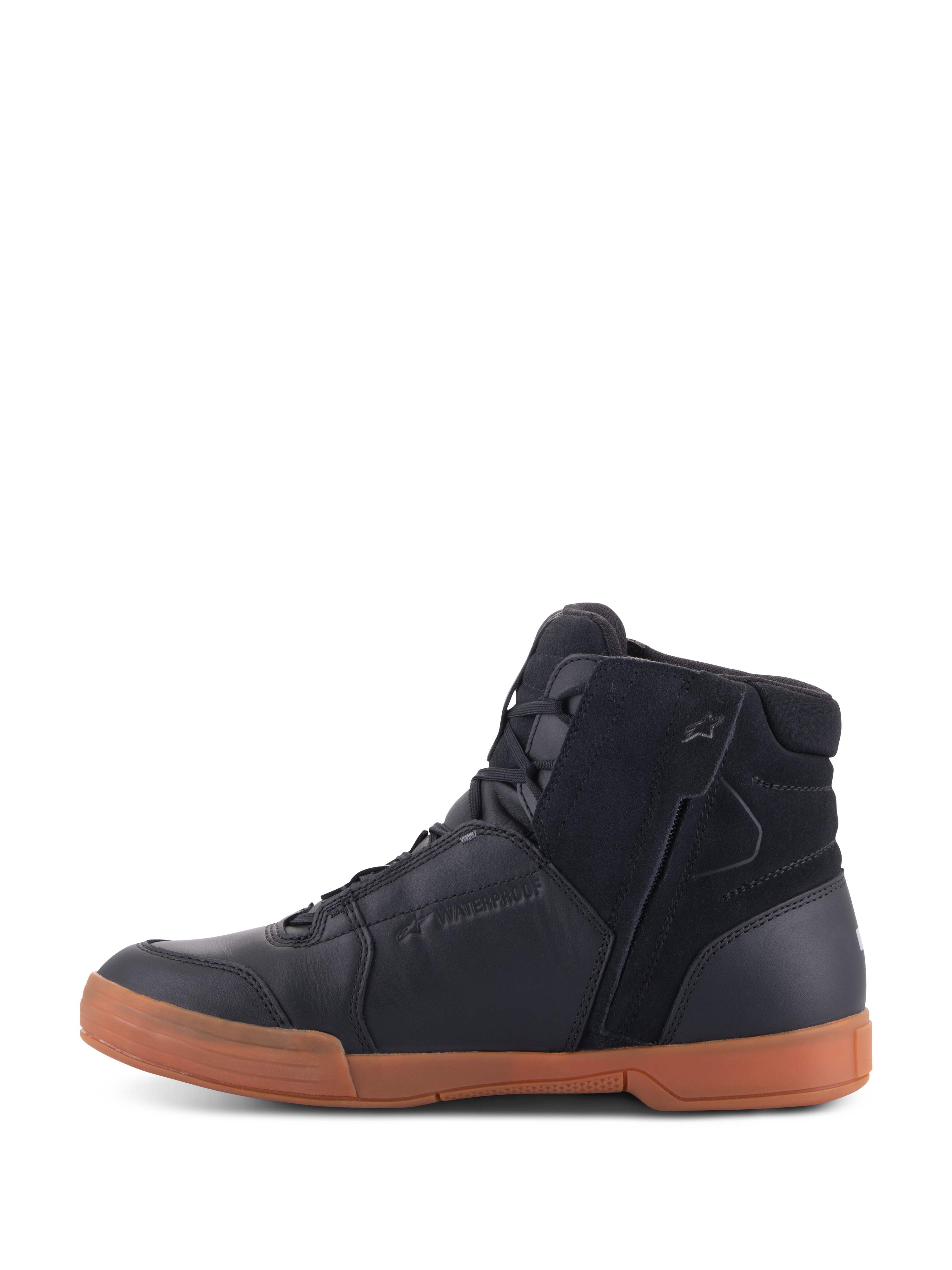 Alpinestars Chrome Drystar® Schuhe, Black Black Gum, urbaner Motorradschuh mit einem Obermaterial aus schwarzem Leder und Wildleder, High-Top-Sneaker-Profil, gummifarbener Gummisohle und seitlichem Reißverschluss.