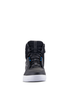 Alpinestars Chrome Drystar® Schuhe, Urbane Motorradschuhe, Schwarz, Weiß und Blau, Vorderansicht mit schwarzem Leder-Obermaterial, weißer Sohle, blauen Schnürsenkel-Akzenten, lässiges High-Top-Design für Straßenfahrten