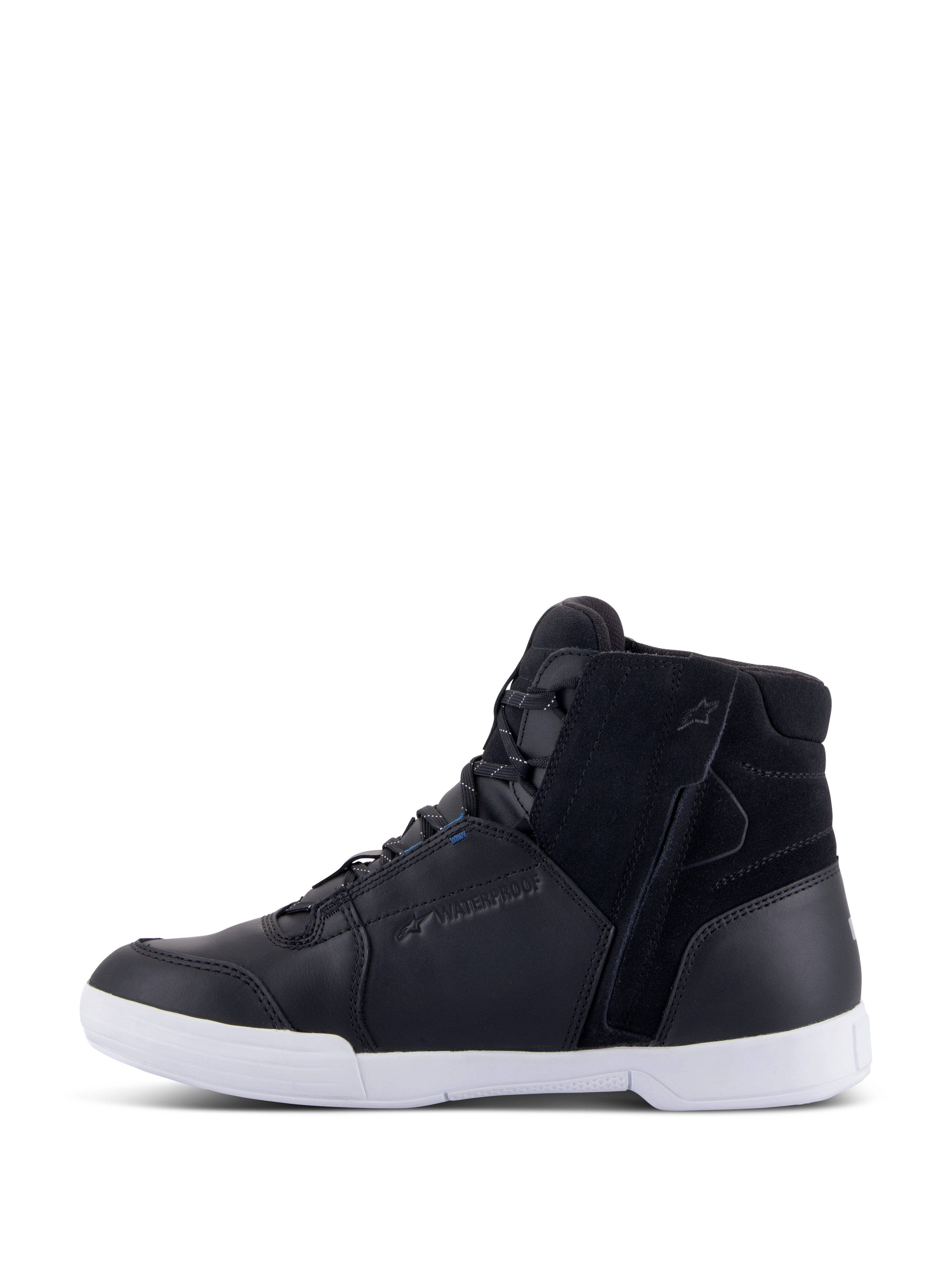 Alpinestars Chrome Drystar® Schuhe, Urbaner Motorradschuh, Schwarz und Weiß mit blauen Akzenten, Obermaterial aus Leder und Wildleder, seitlicher Reißverschluss, weiße Sohle, Waterproof-Branding, lässiger High-Top-Sneaker-Stil