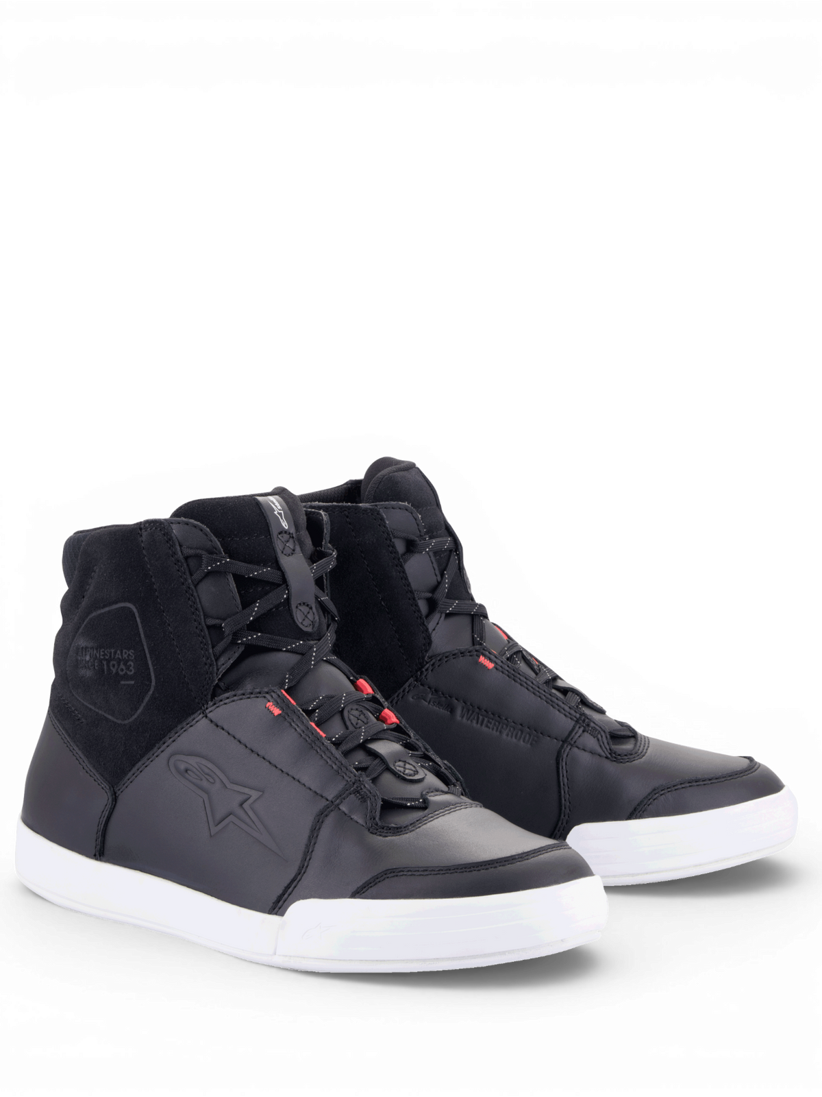 Alpinestars Chrome Drystar® Damen-Motorradschuhe, wasserdichte urbane Sneaker aus schwarzem und weißem Leder.