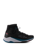 Alpinestars Speedforce XR Schuhe, schwarze High-Top Motorrad-Urban-Sneaker, strukturierter atmungsaktiver Mesh-Knöchelbereich, weiße Mittelsohle mit petrolgrünen Akzenten, robuste schwarze Sohle mit pinken Details, gestricheltes Stern-Logo an der Seite, Urban Series Kollektion, moderne Street-Riding-Schuhe